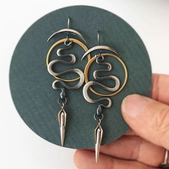 NWT 3 toned Snake Geometric Earrings - Picture 3 of 5